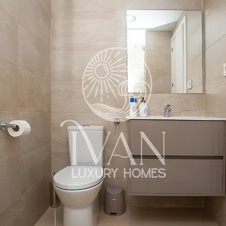Casa Hugo Ivan Luxury Homes 8ª Norte 1ª Linea Apartment